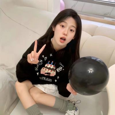 穿蓝衣的男孩
